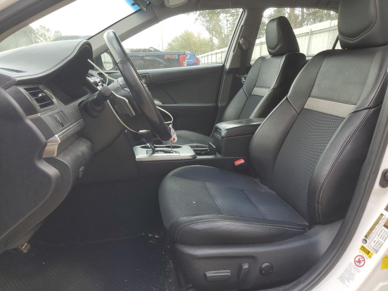 2014 Toyota Camry - Image 7