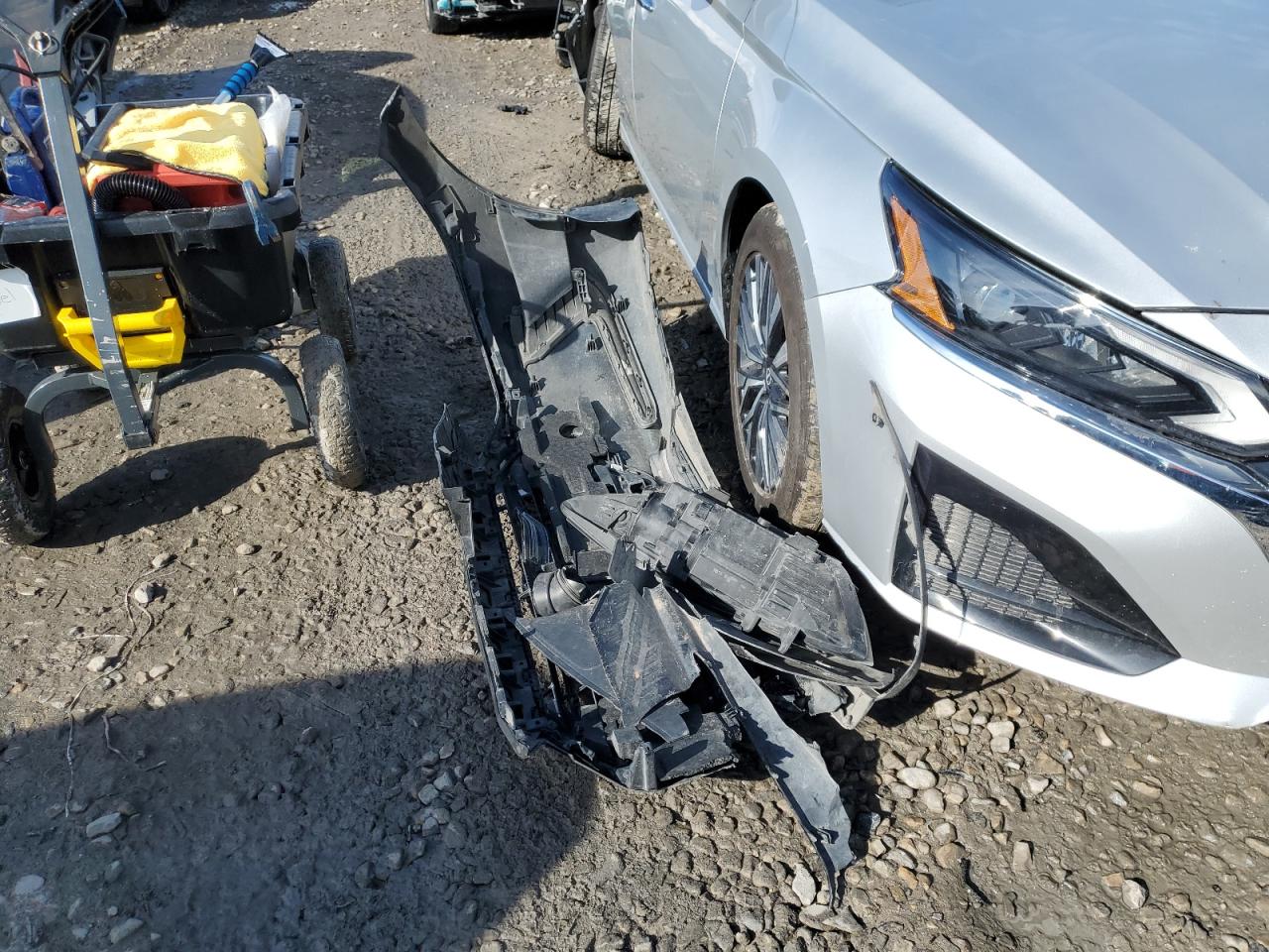 2017 Hyundai Elantra - Image 14