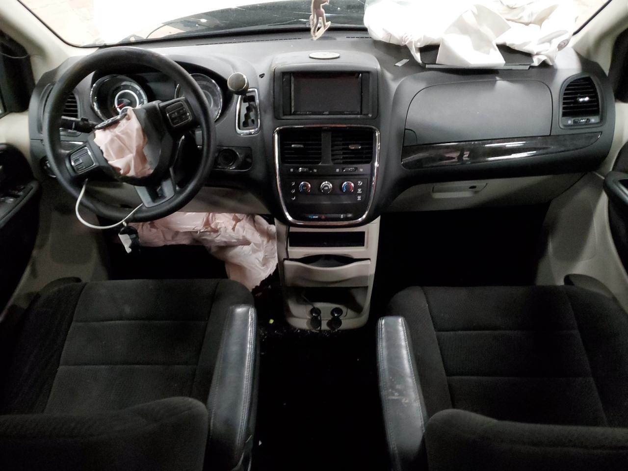 2013 Dodge Caravan - Image 8