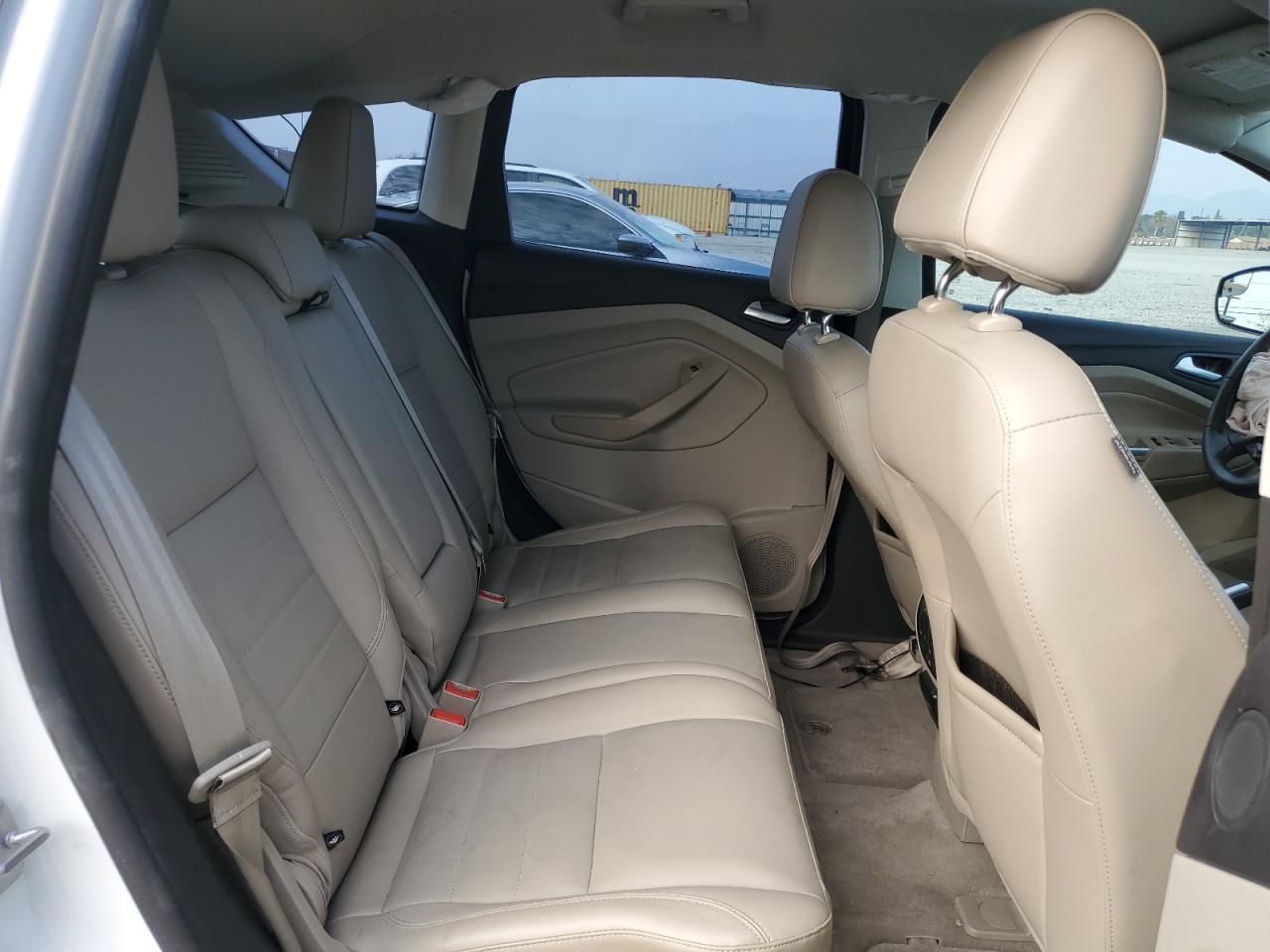 2013 Ford C-MAX - Image 11