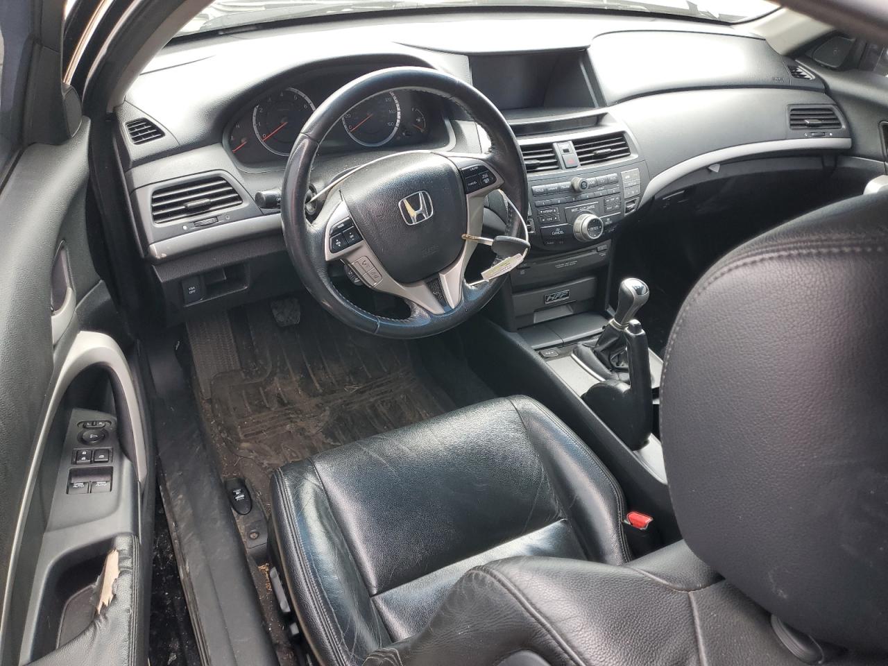2010 Honda Accord - Image 8