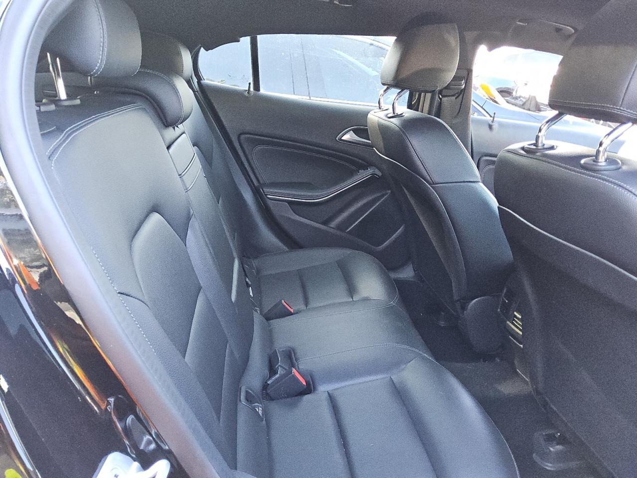 2017 Mercedes-Benz GLA-klasse - Image 11