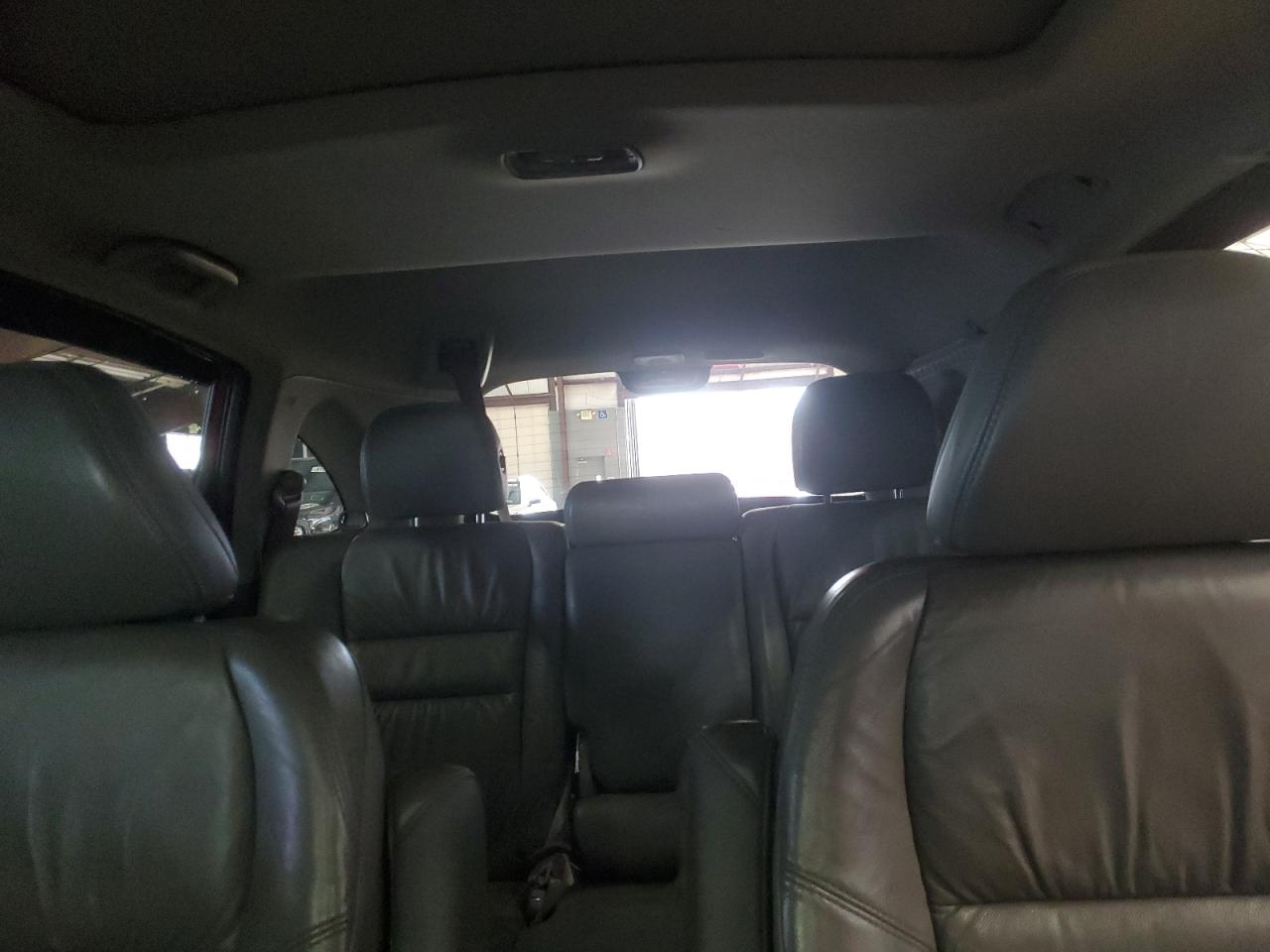 2010 Honda CR-V - Image 10