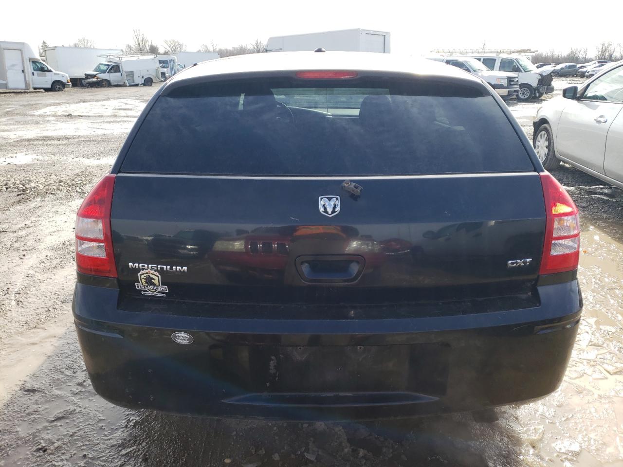 2007 Dodge Magnum - Image 6