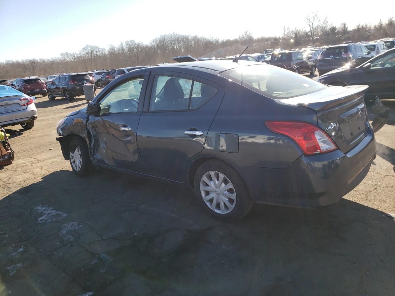 2016 Nissan Versa - Image 2