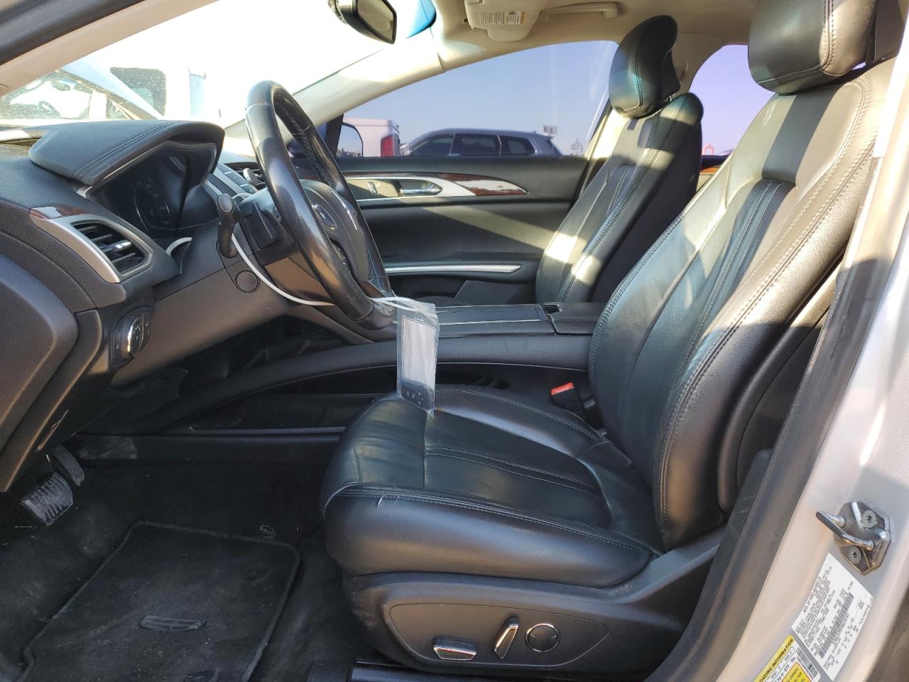 2015 Lincoln MKZ - Image 7