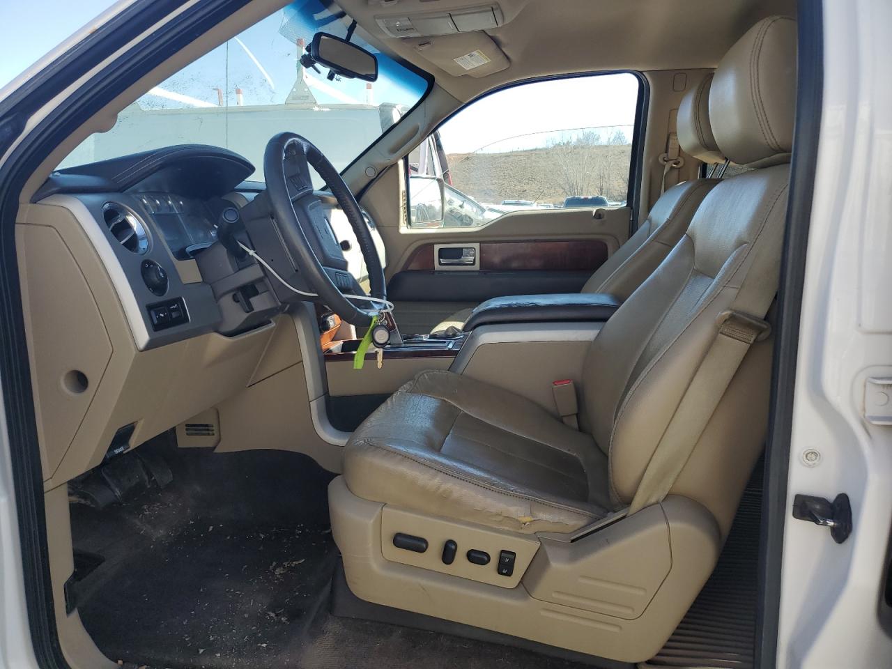 2010 Ford F-150 - Image 7