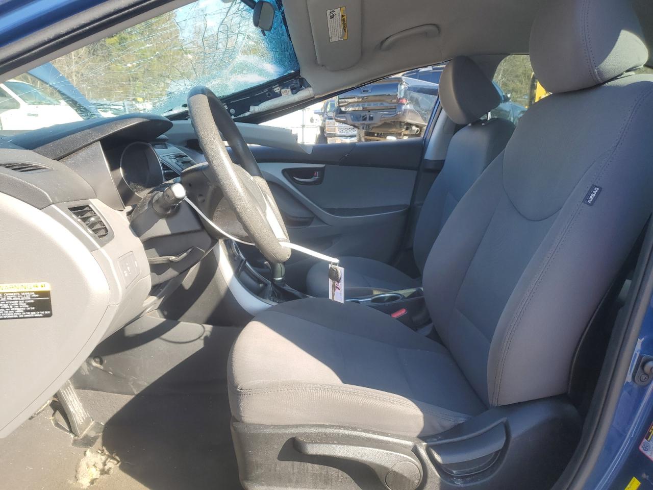 2015 Hyundai Elantra - Image 7
