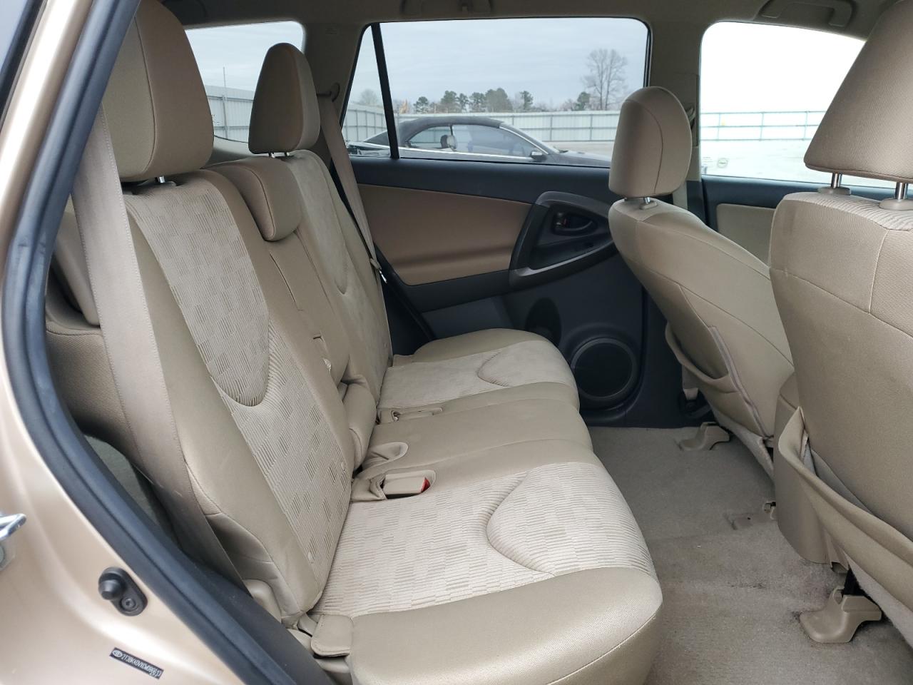 2012 Toyota RAV 4 - Image 11