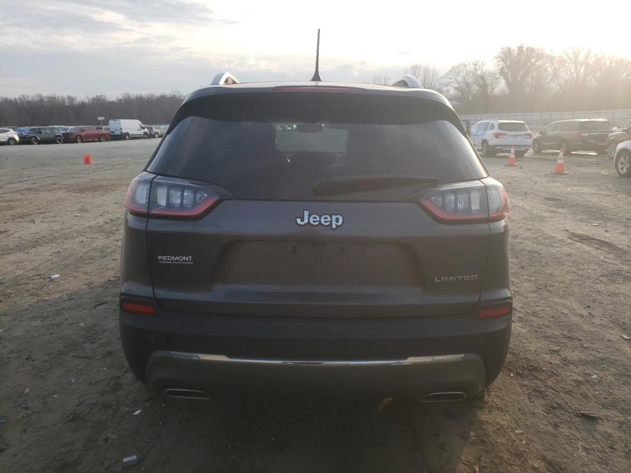 2019 Jeep Grand Cherokee - Image 6
