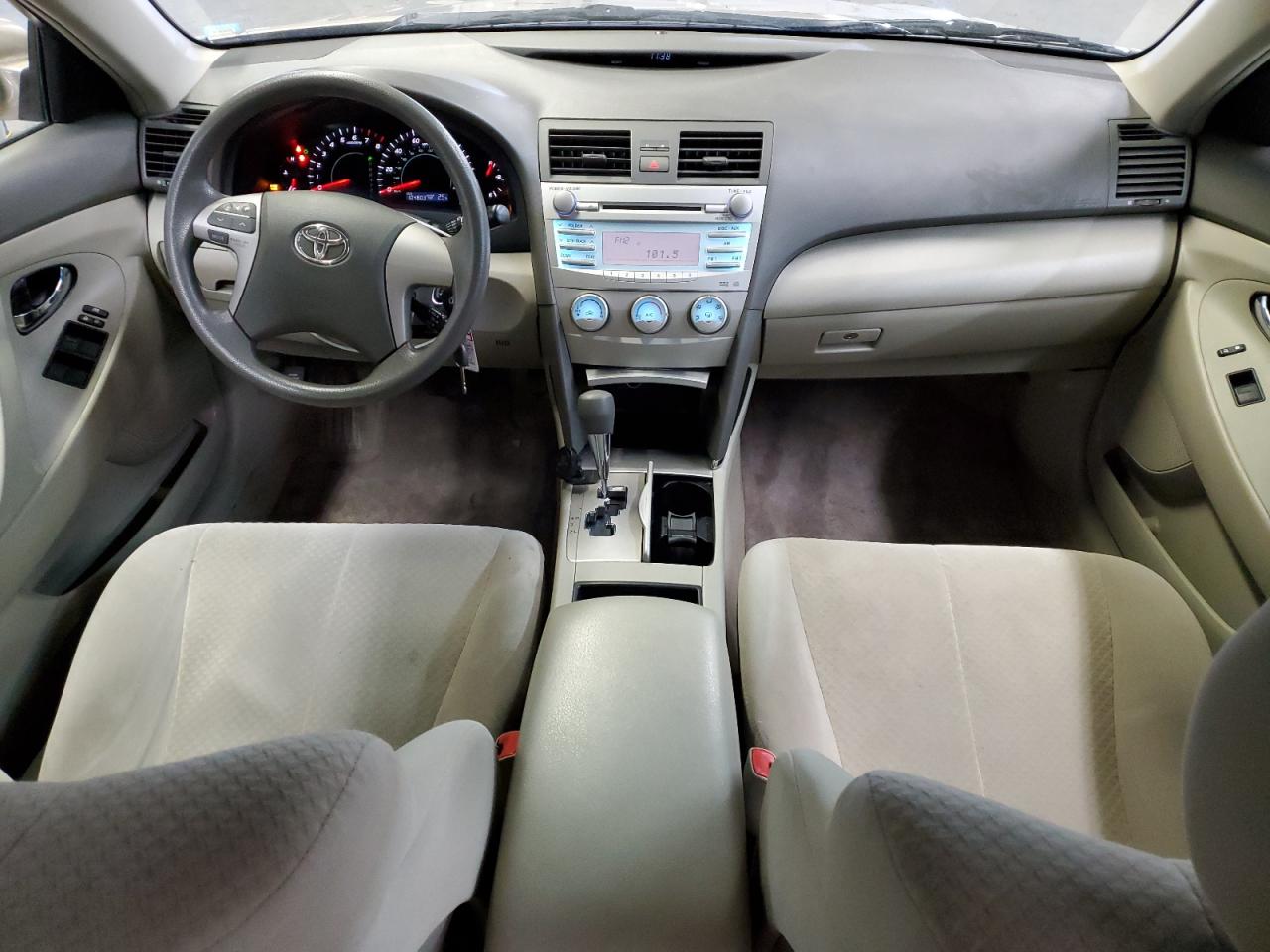 2009 Toyota Camry - Image 8