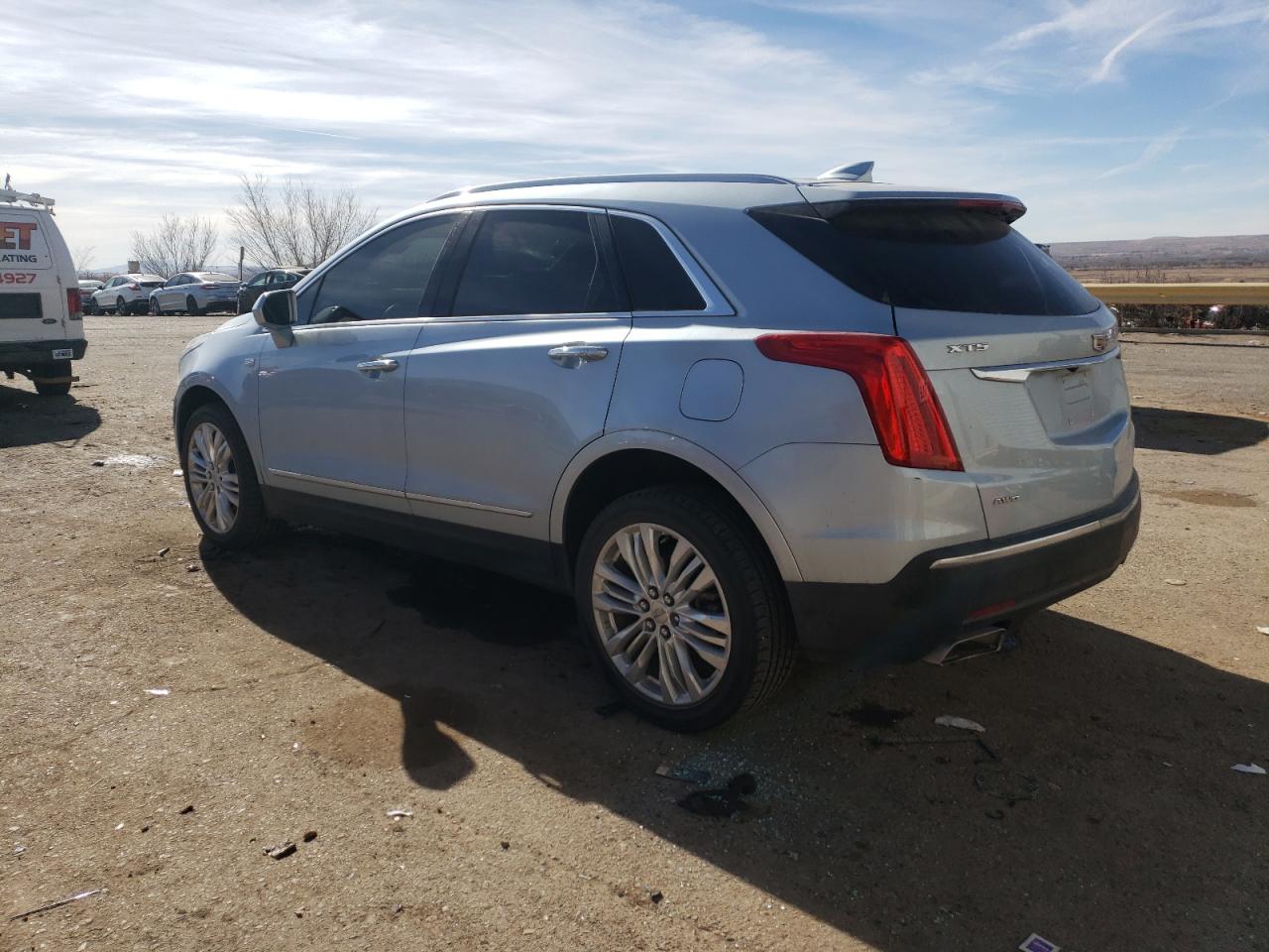 2017 Cadillac XTS - Image 2