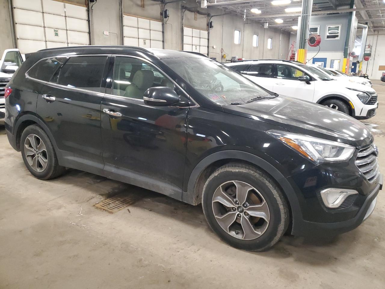2014 Hyundai Santa Fe - Image 4