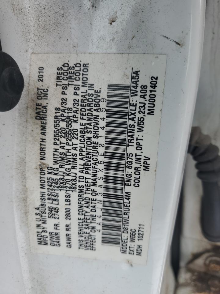 2011 Mitsubishi Endeavor - Image 15