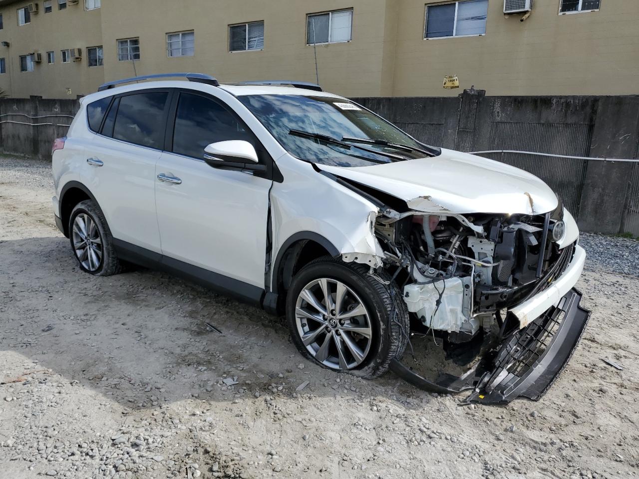 2017 Toyota RAV 4 - Image 4