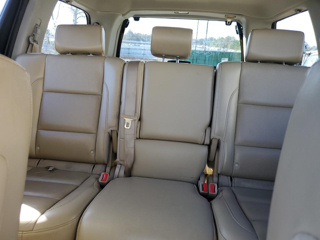 2008 Nissan Armada - Image 10
