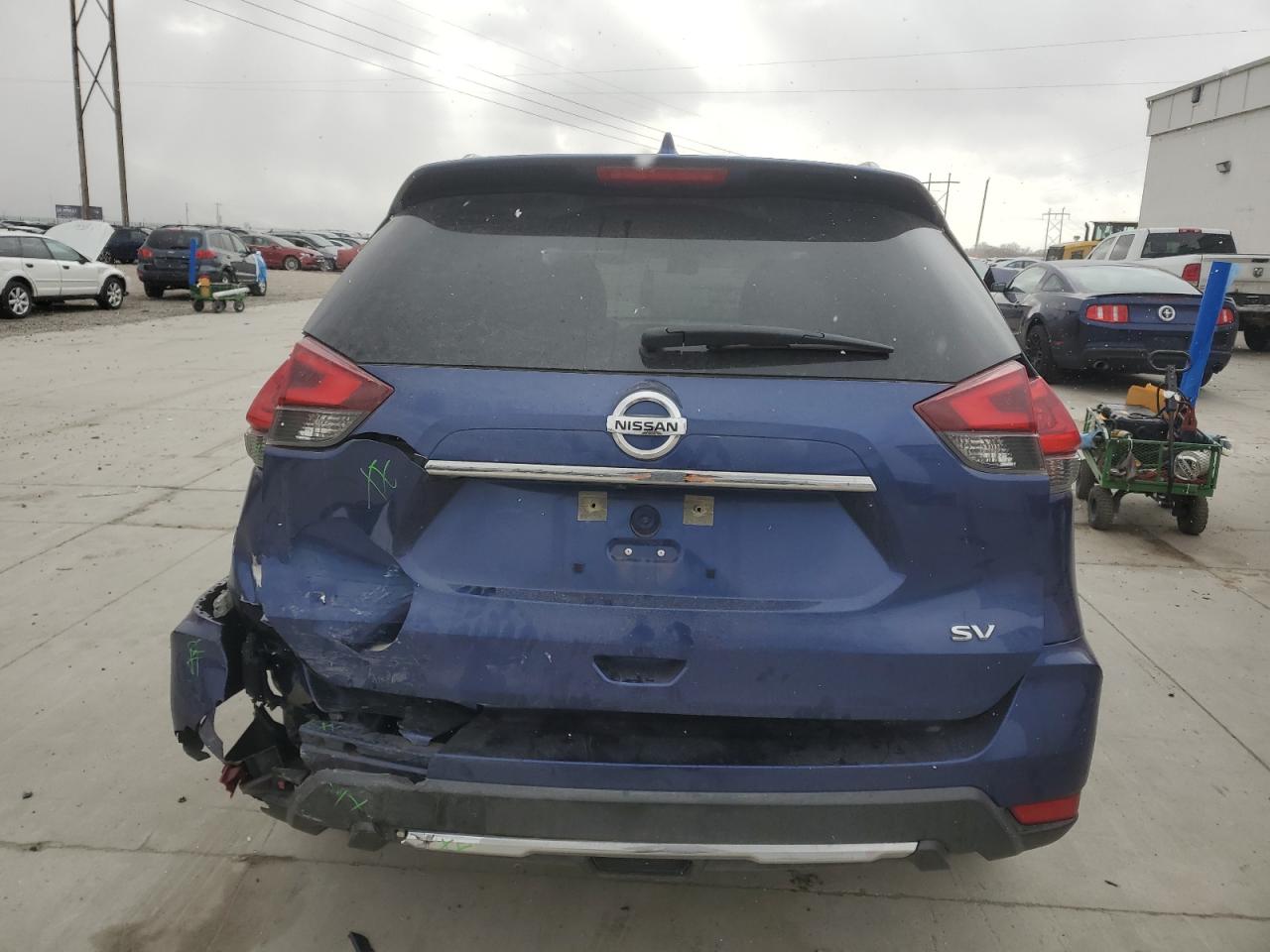 2018 Nissan Rogue - Image 6
