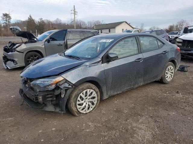  TOYOTA COROLLA 2017 Сірий