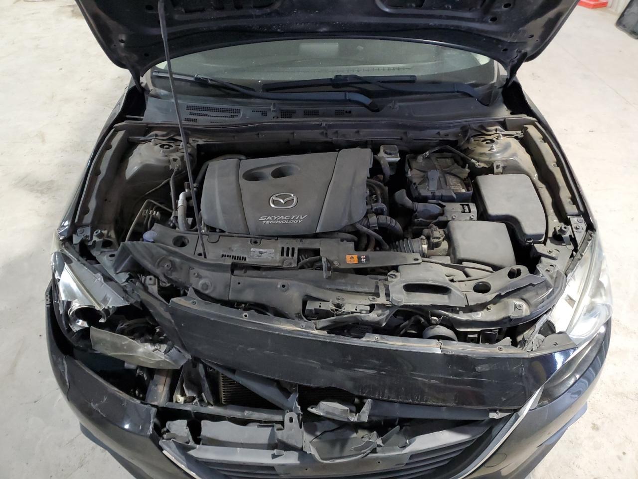 2014 Mazda 3 - Image 11