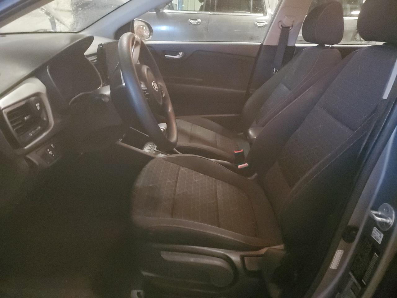 2021 Kia Rio - Image 7