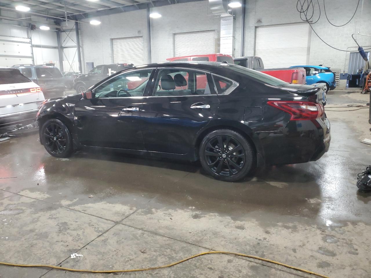 2018 Nissan Altima - Image 2
