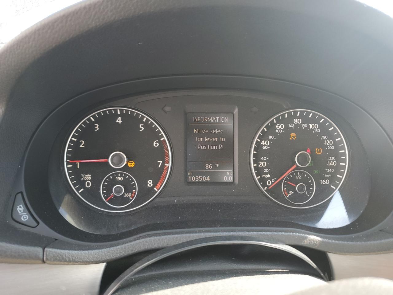 2014 Volkswagen Passat - Image 9