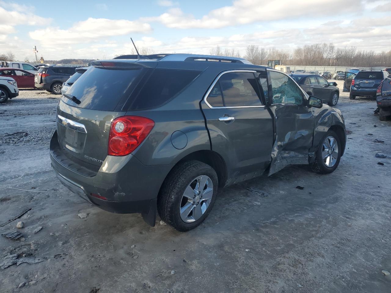 2013 Chevrolet Equinox - Image 3