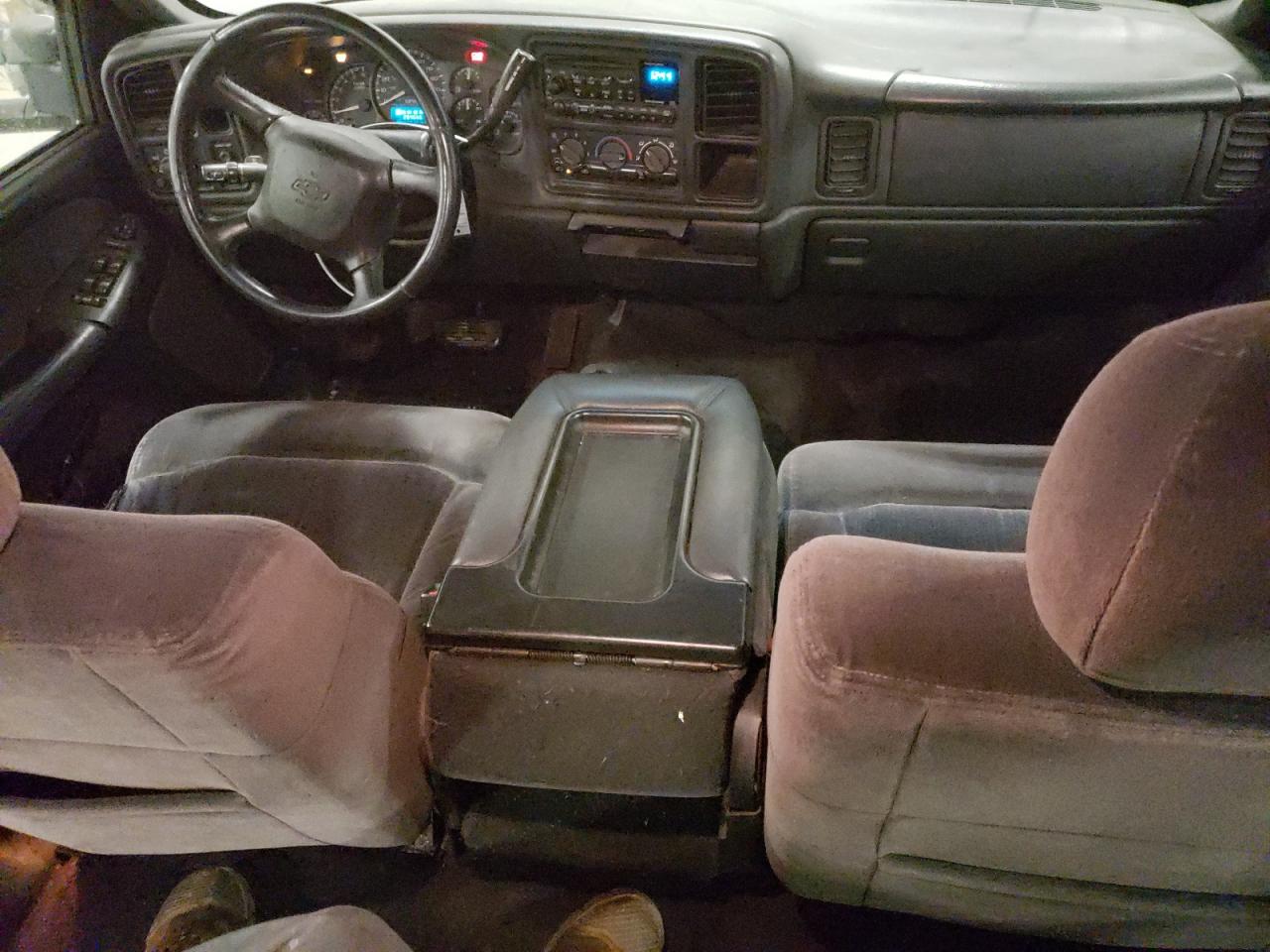 2001 Chevrolet Silverado - Image 8