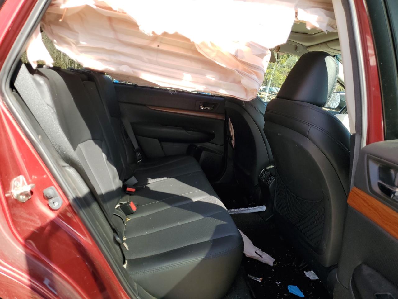 2014 Subaru Outback - Image 10