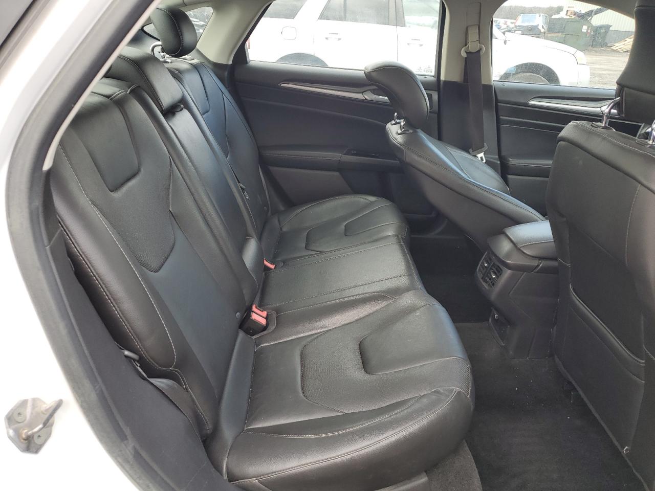 2013 Ford Fusion - Image 10