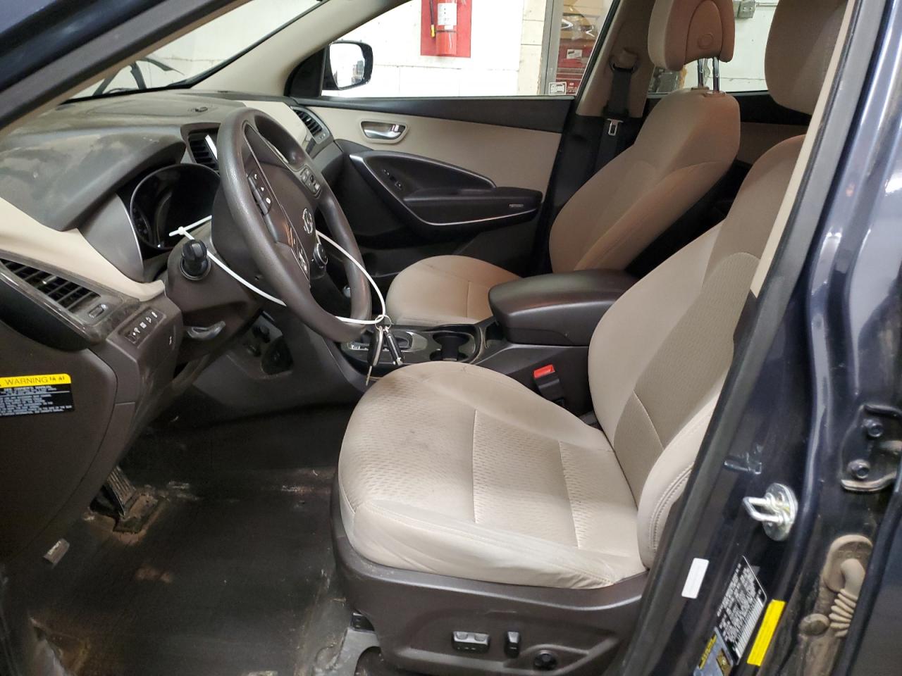 2017 Hyundai Santa Fe - Image 7