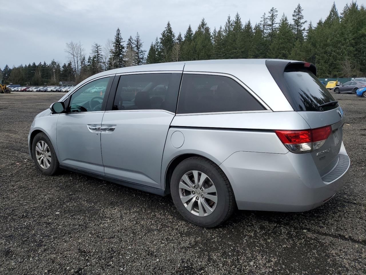 2014 Honda Odyssey - Image 2
