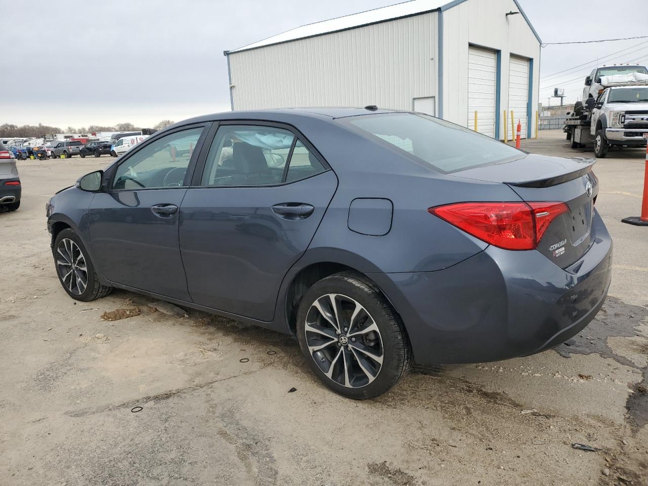 2017 Toyota Corolla - Image 2
