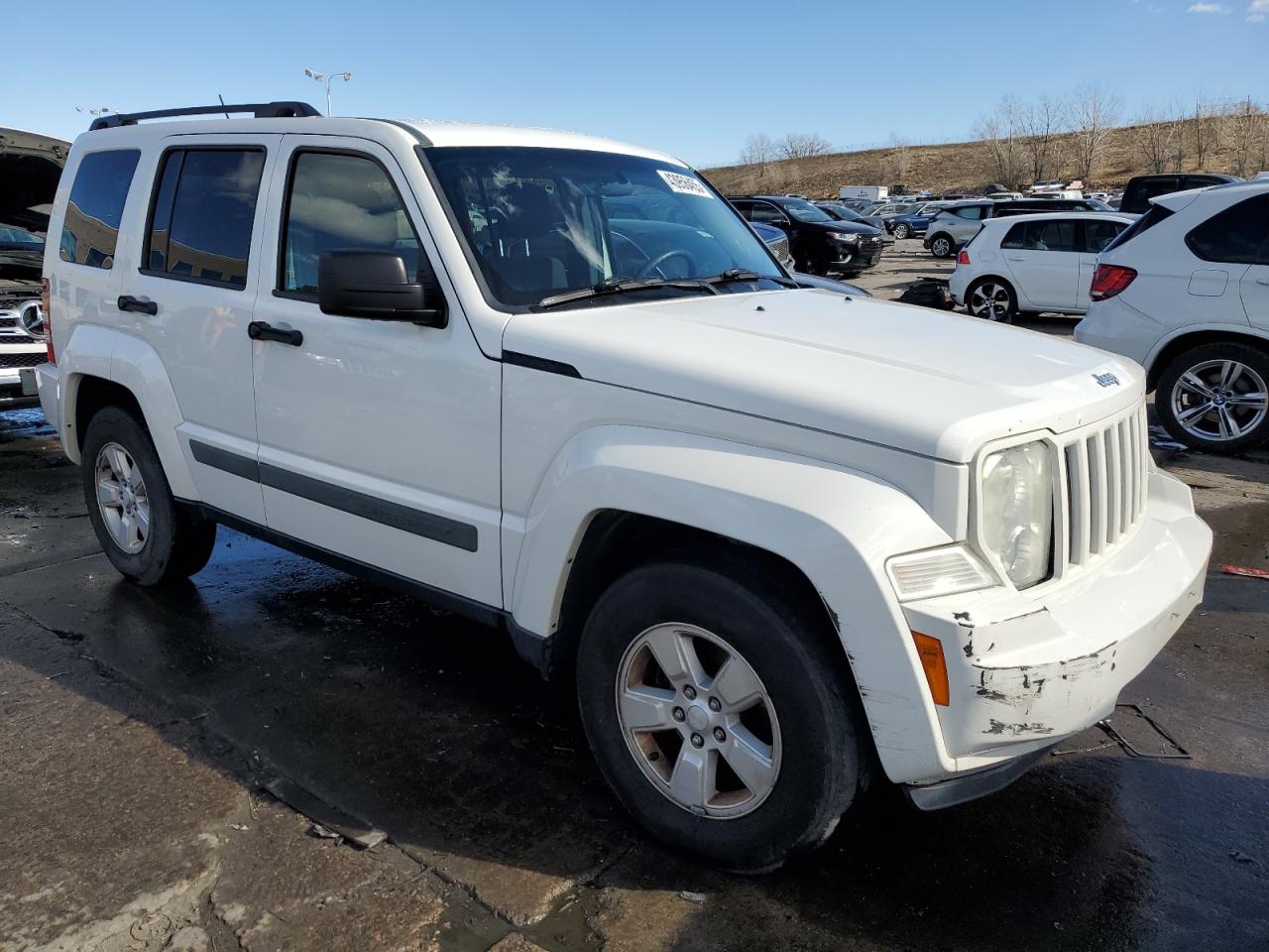 2010 Jeep Liberty (North America) - Image 4