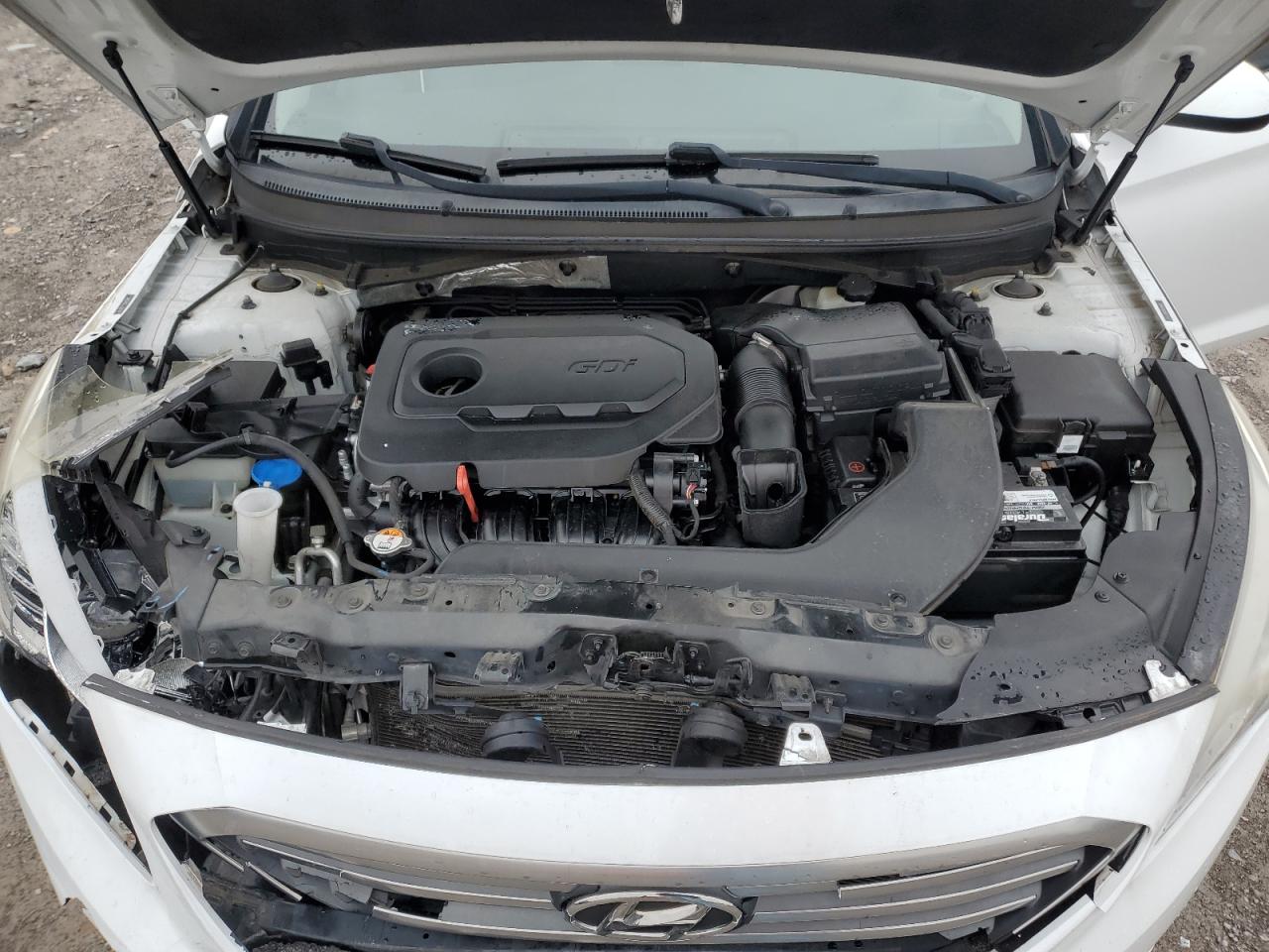 2016 Hyundai Sonata - Image 11