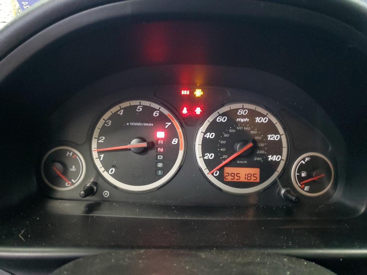 2004 Honda CR-V - Image 9