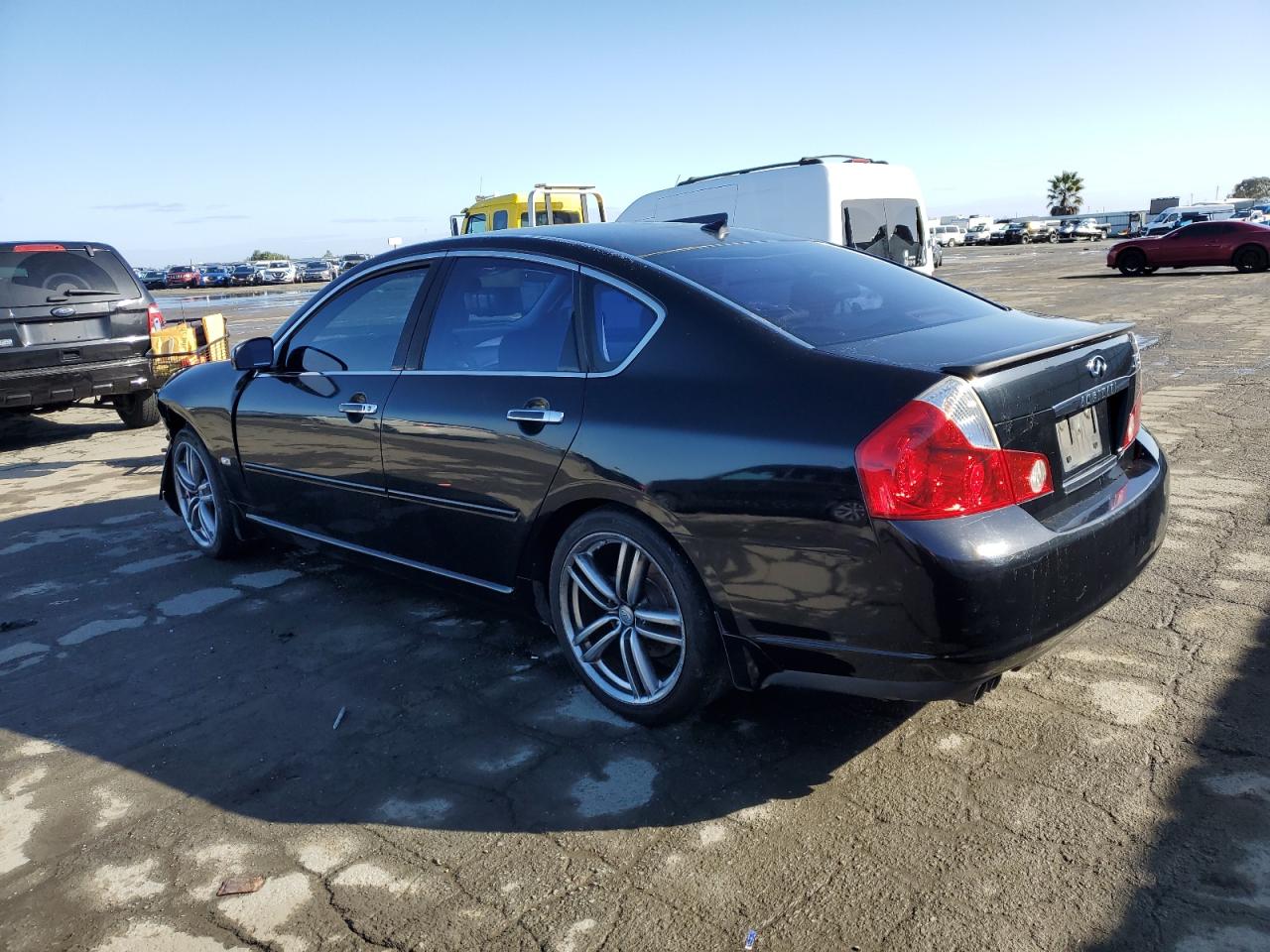 2007 Infiniti M - Image 2