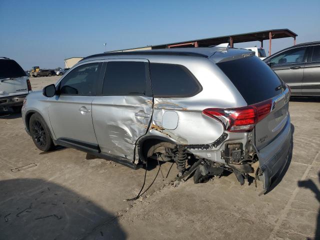  MITSUBISHI OUTLANDER 2018 Сріблястий