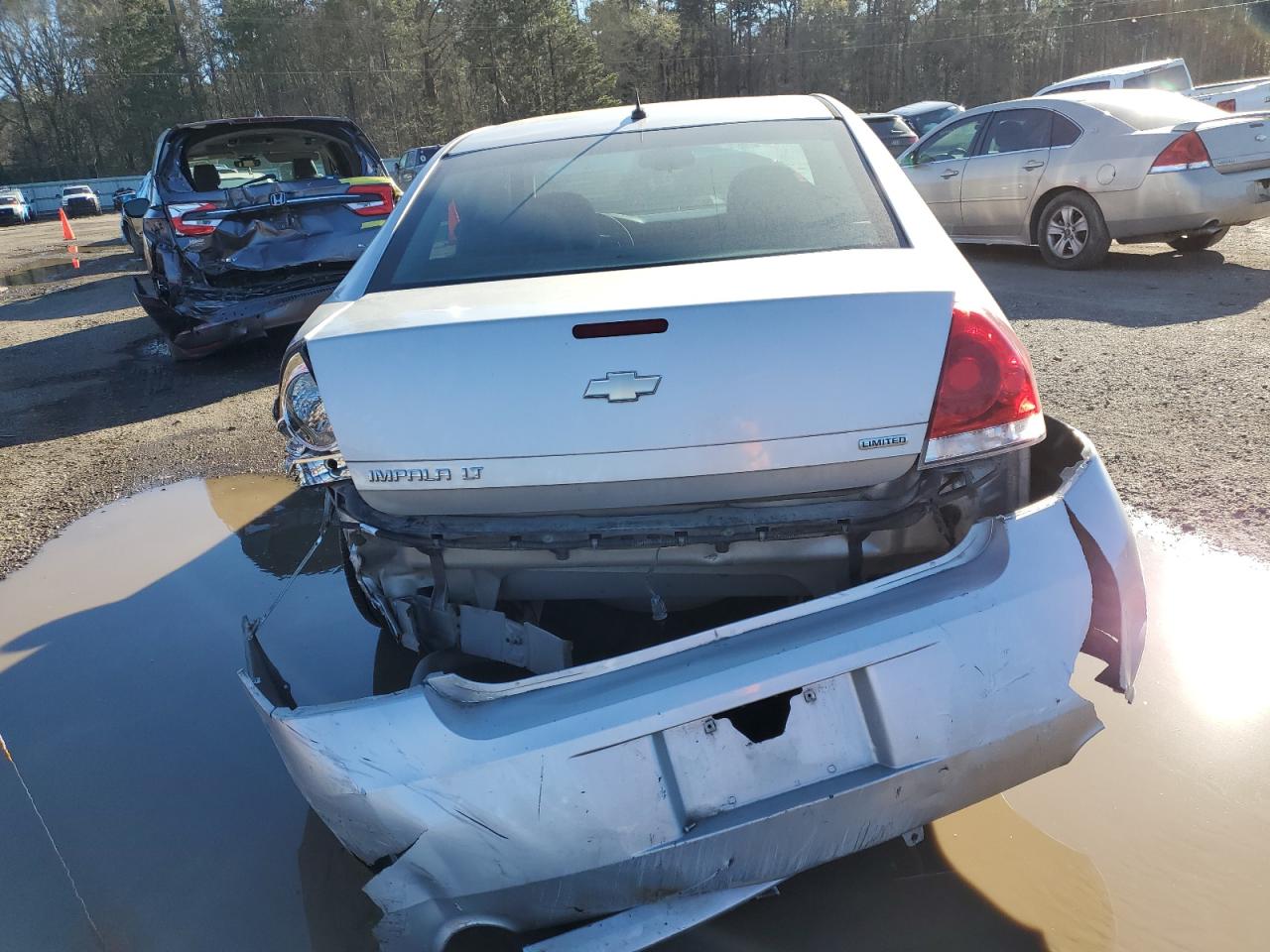 2015 Chevrolet Impala - Image 6