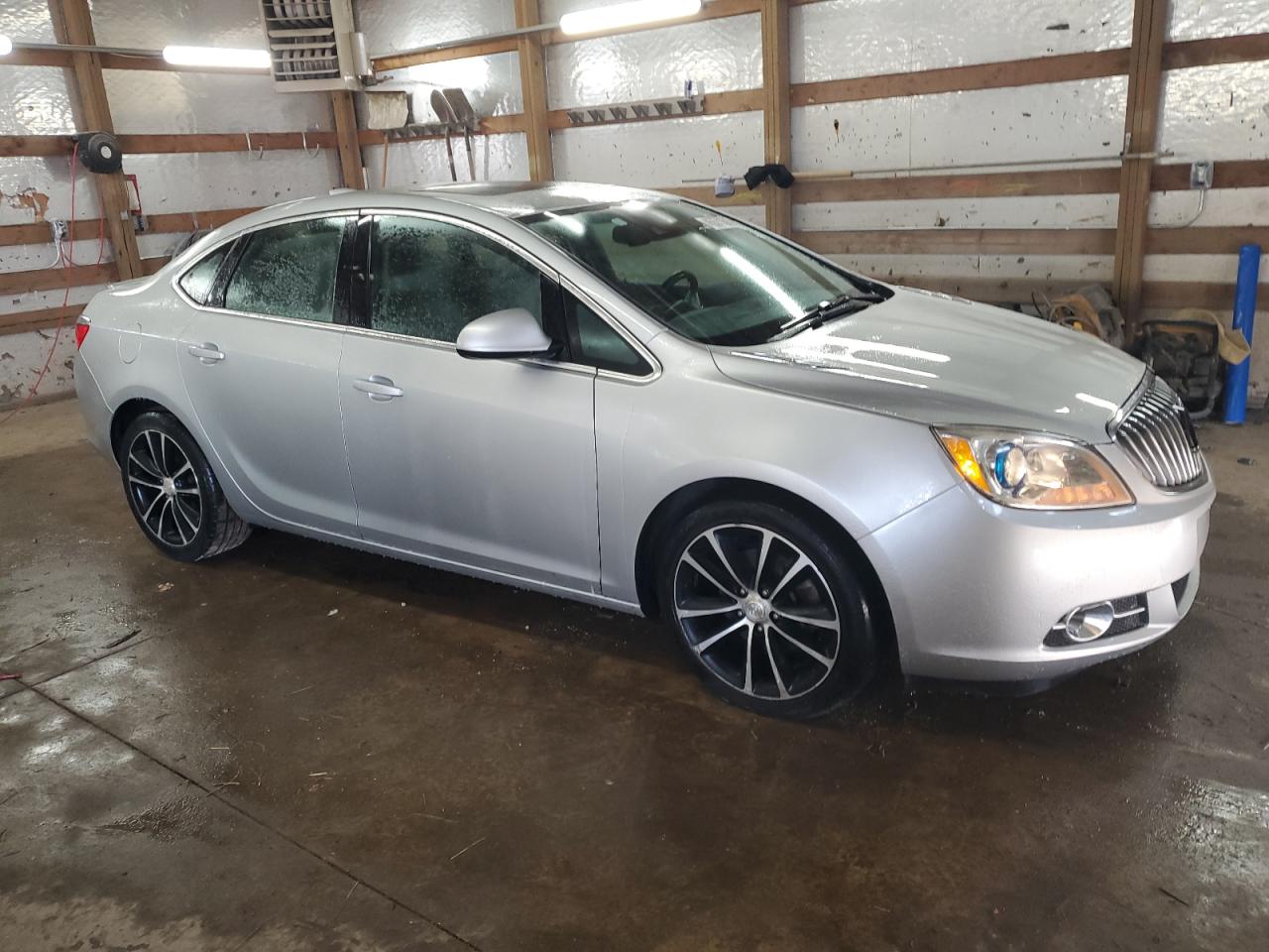 2017 Buick Verano - Image 4