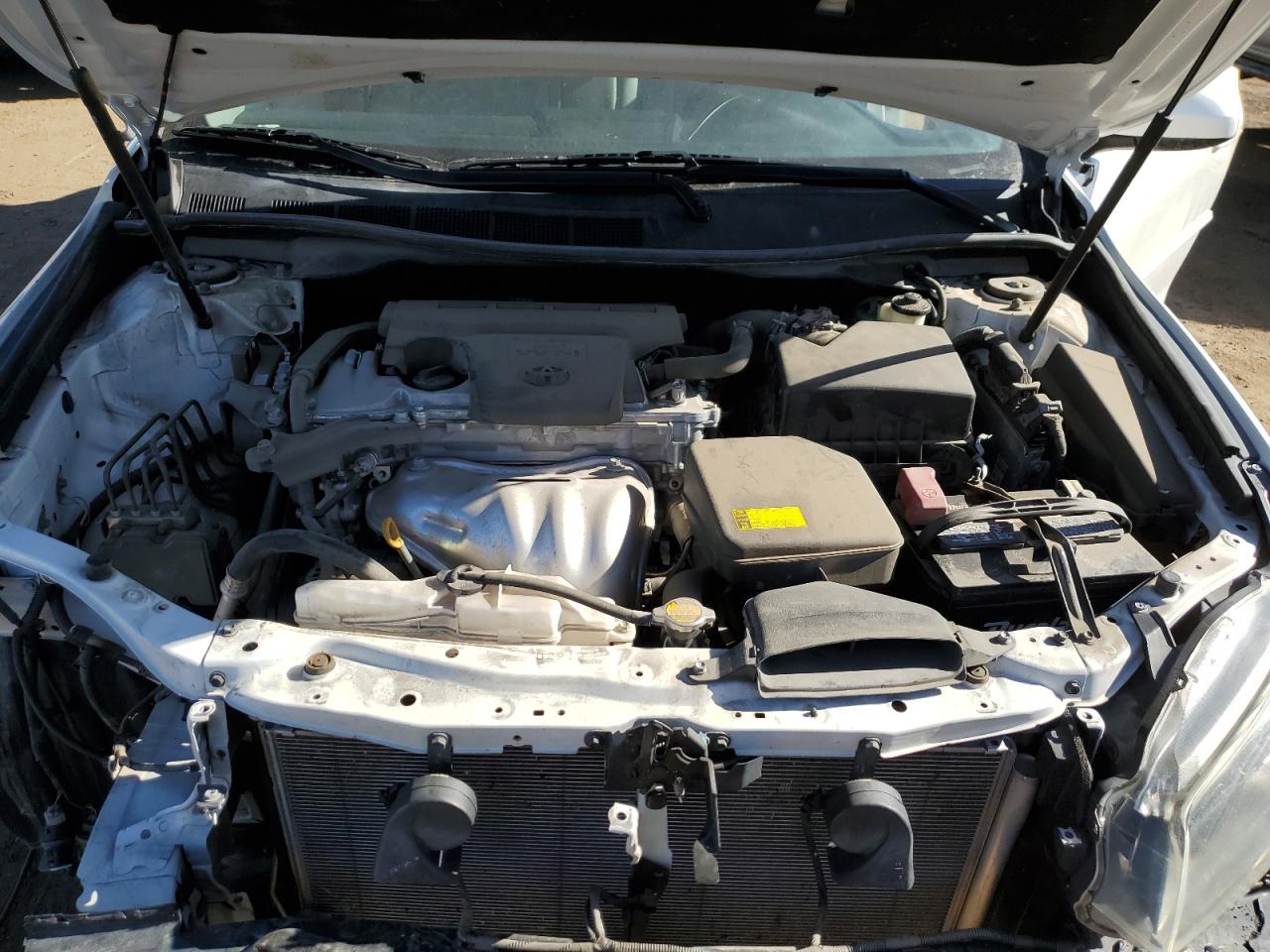 2015 Toyota Camry - Image 12