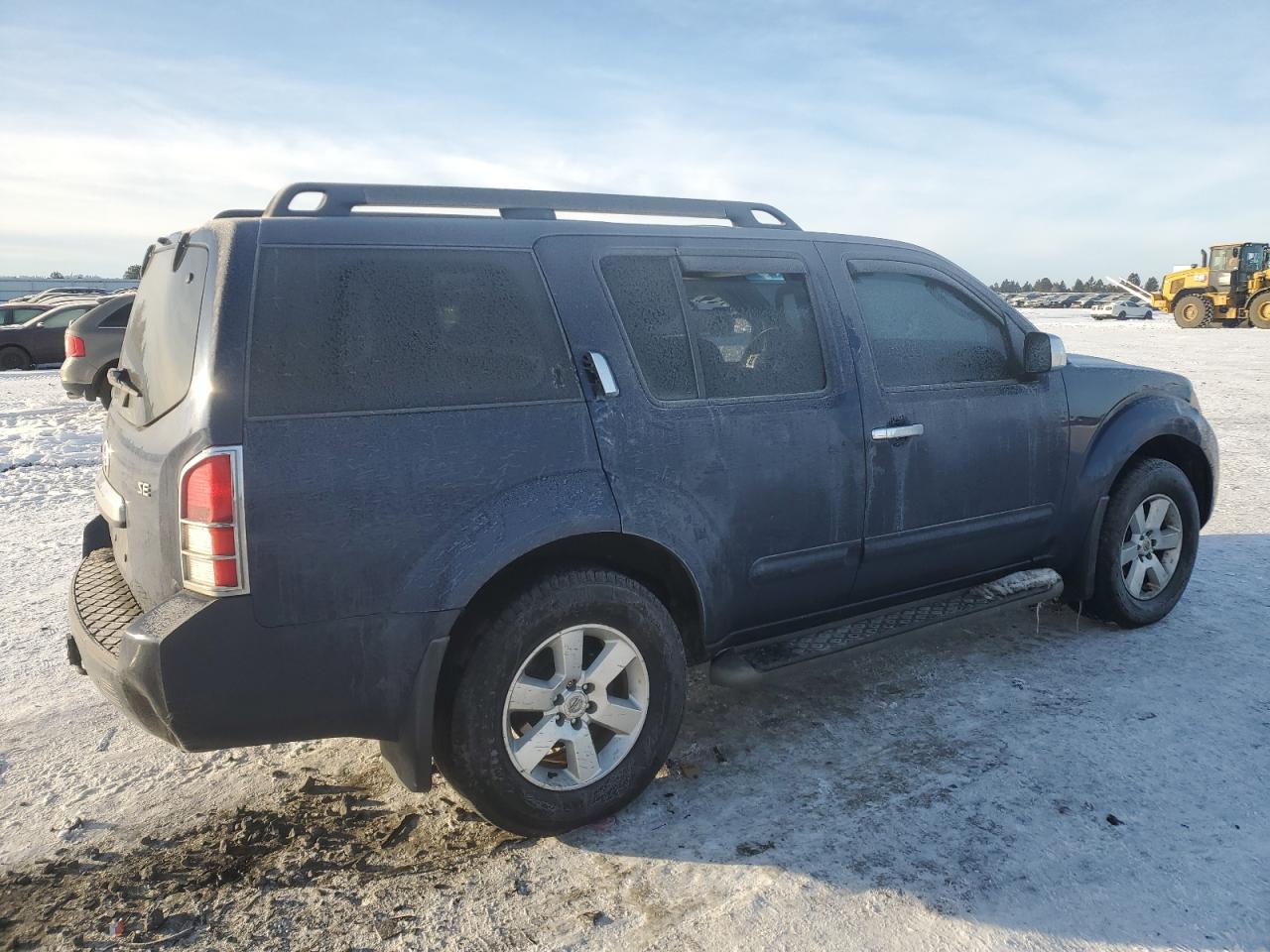 2009 Nissan Pathfinder - Image 3