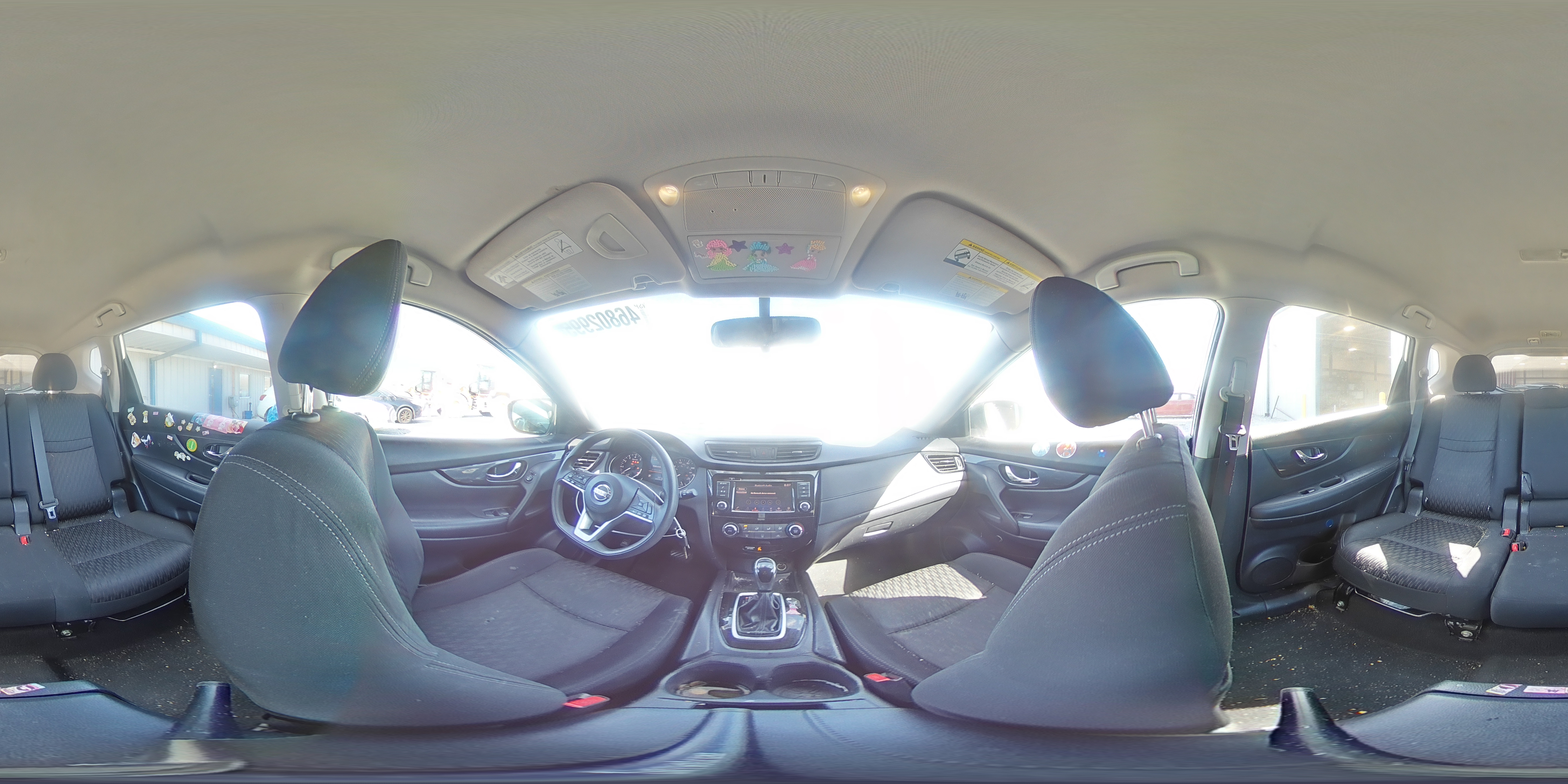 2018 Nissan Rogue - Image 13