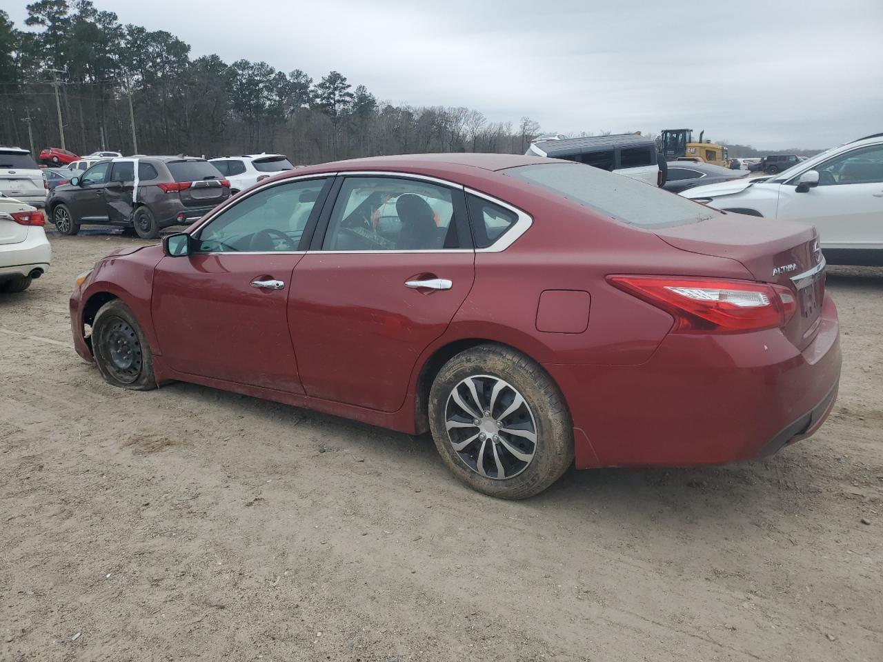 2017 Nissan Altima - Image 2