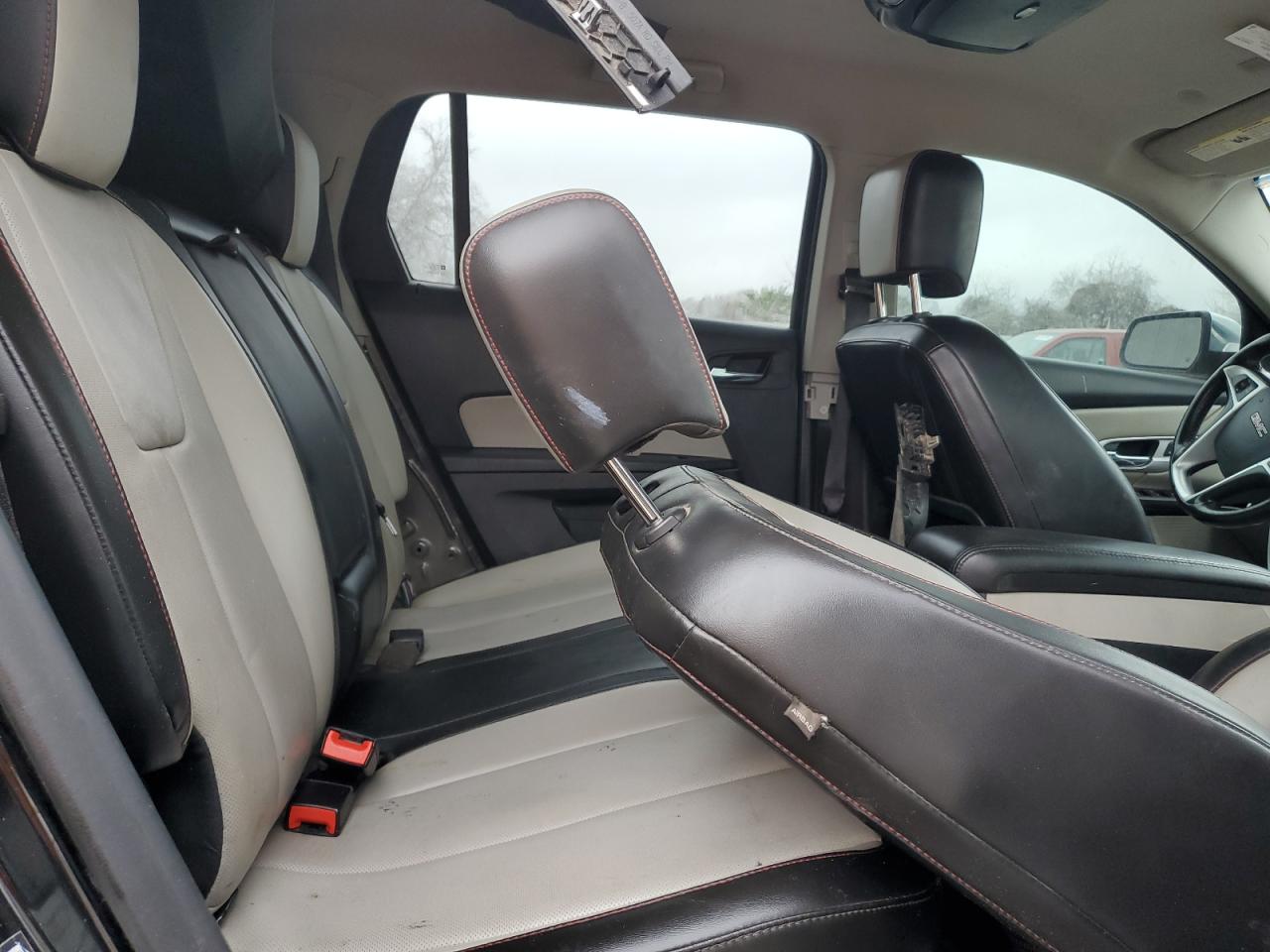 2017 GMC Terrain - Image 11