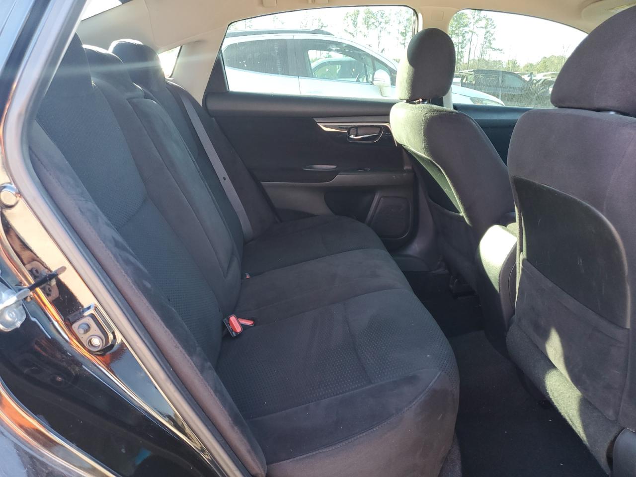 2014 Nissan Altima - Image 10