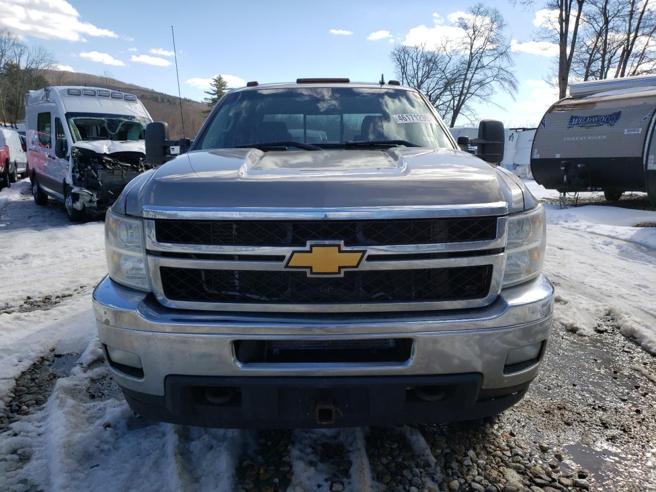 2013 Chevrolet Silverado - Image 5