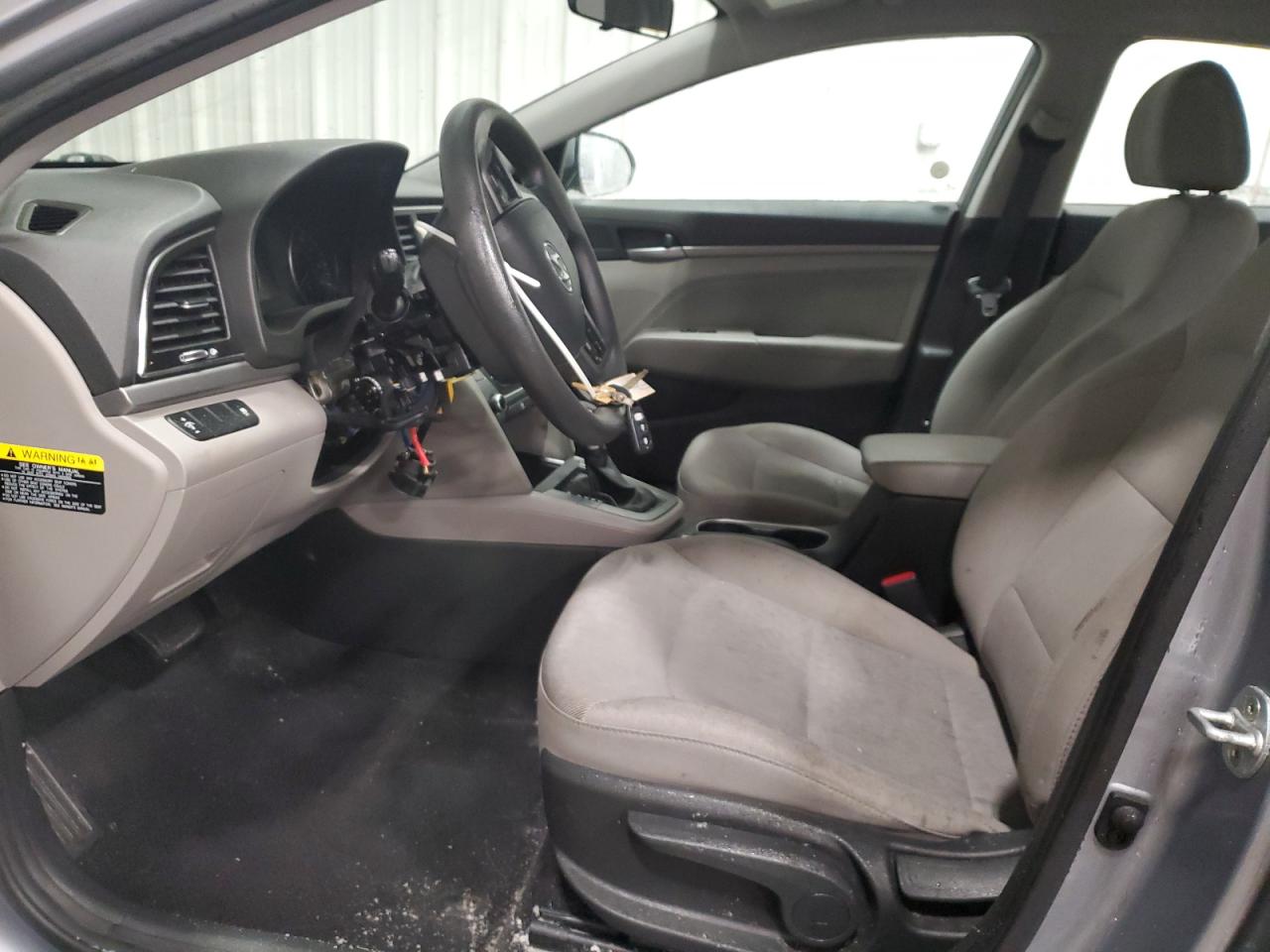 2017 Hyundai Elantra - Image 7