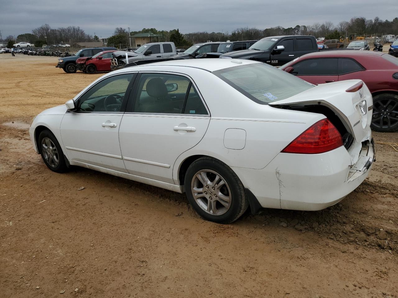 2007 Honda Accord - Image 2