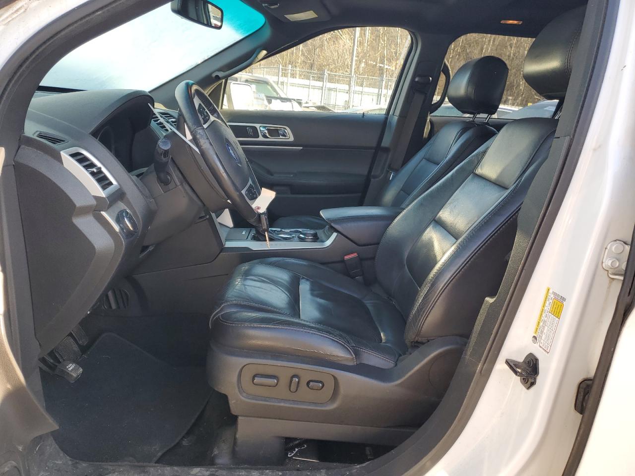 2015 Ford Explorer - Image 7